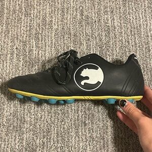 Procat boys sports cleats